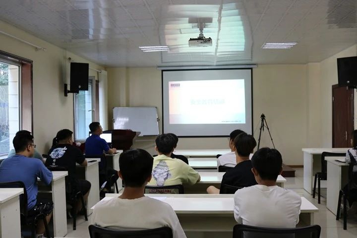 微信图片_20220707174624.jpg 微信图片_20220707174624.jpg