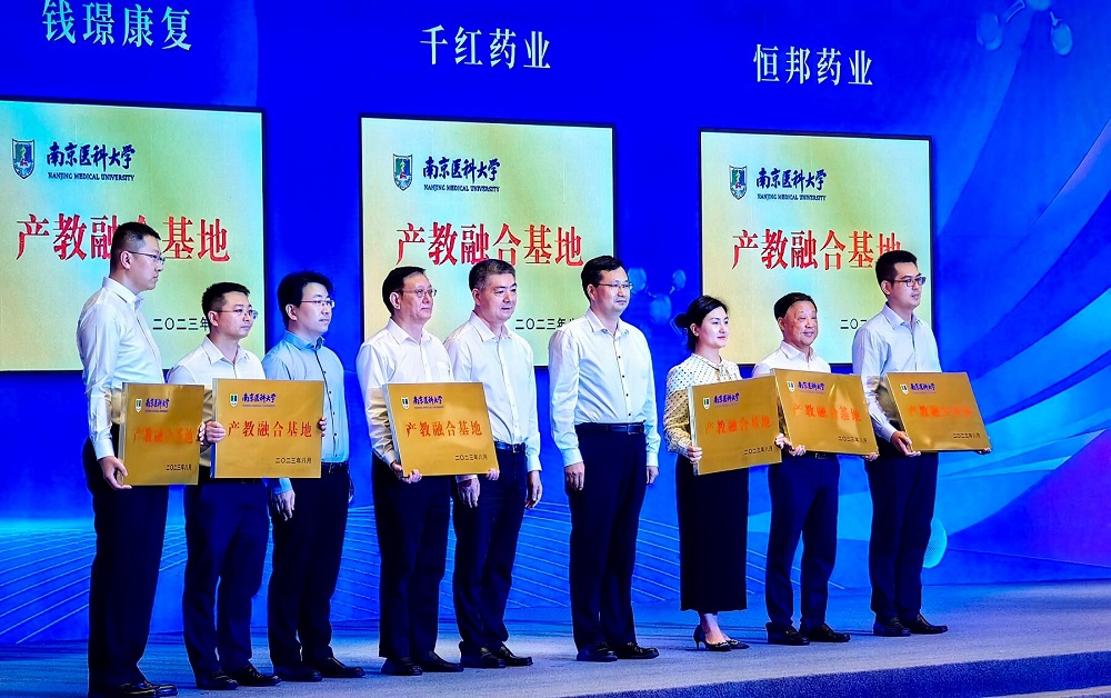 8481692682519374.jpg LETOU乐投2 (1).jpg